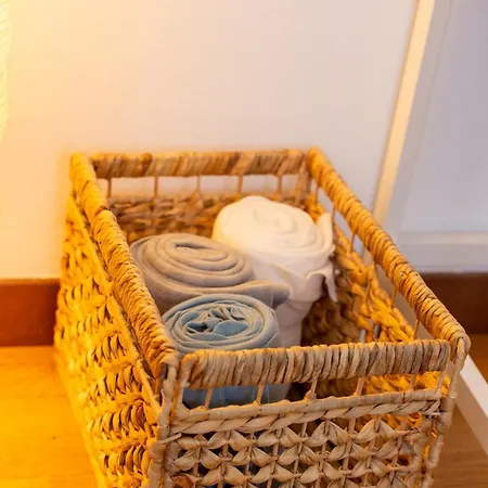 Apartment Columpio Isola And Milan