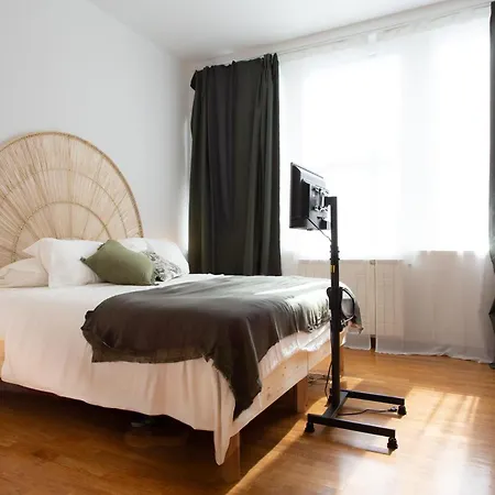 Columpio Isola And Apartment Milan